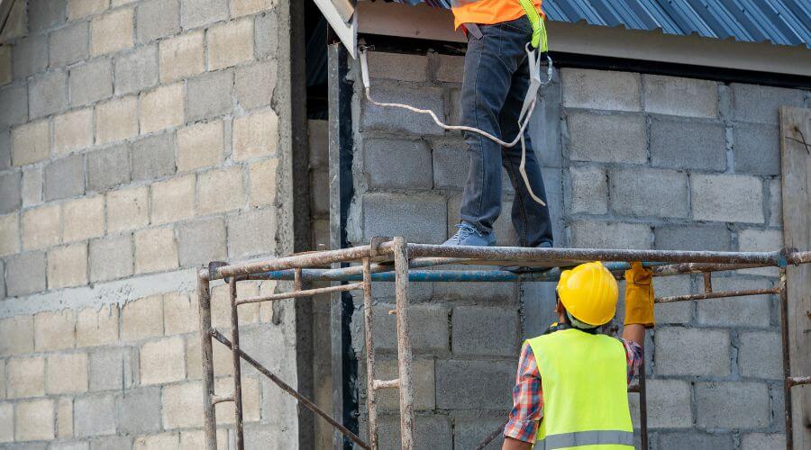 Professional residential roofers in Dixon, MT